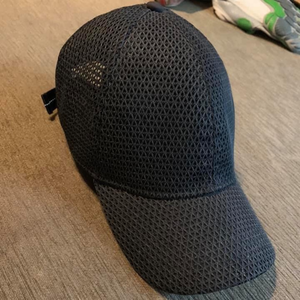 Lululemon ball cap.